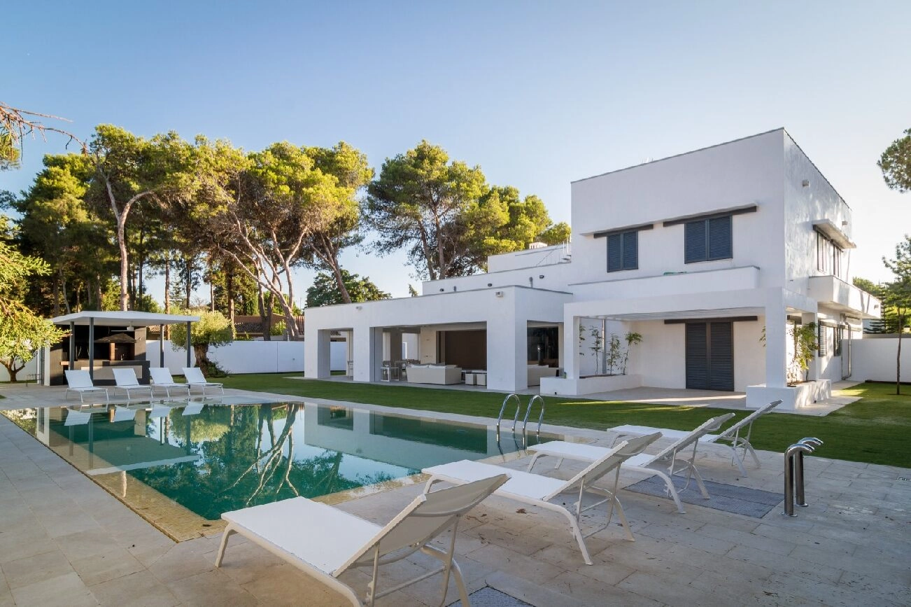 Fachada Proyecto Casa AR realizado por Estudio Ollero