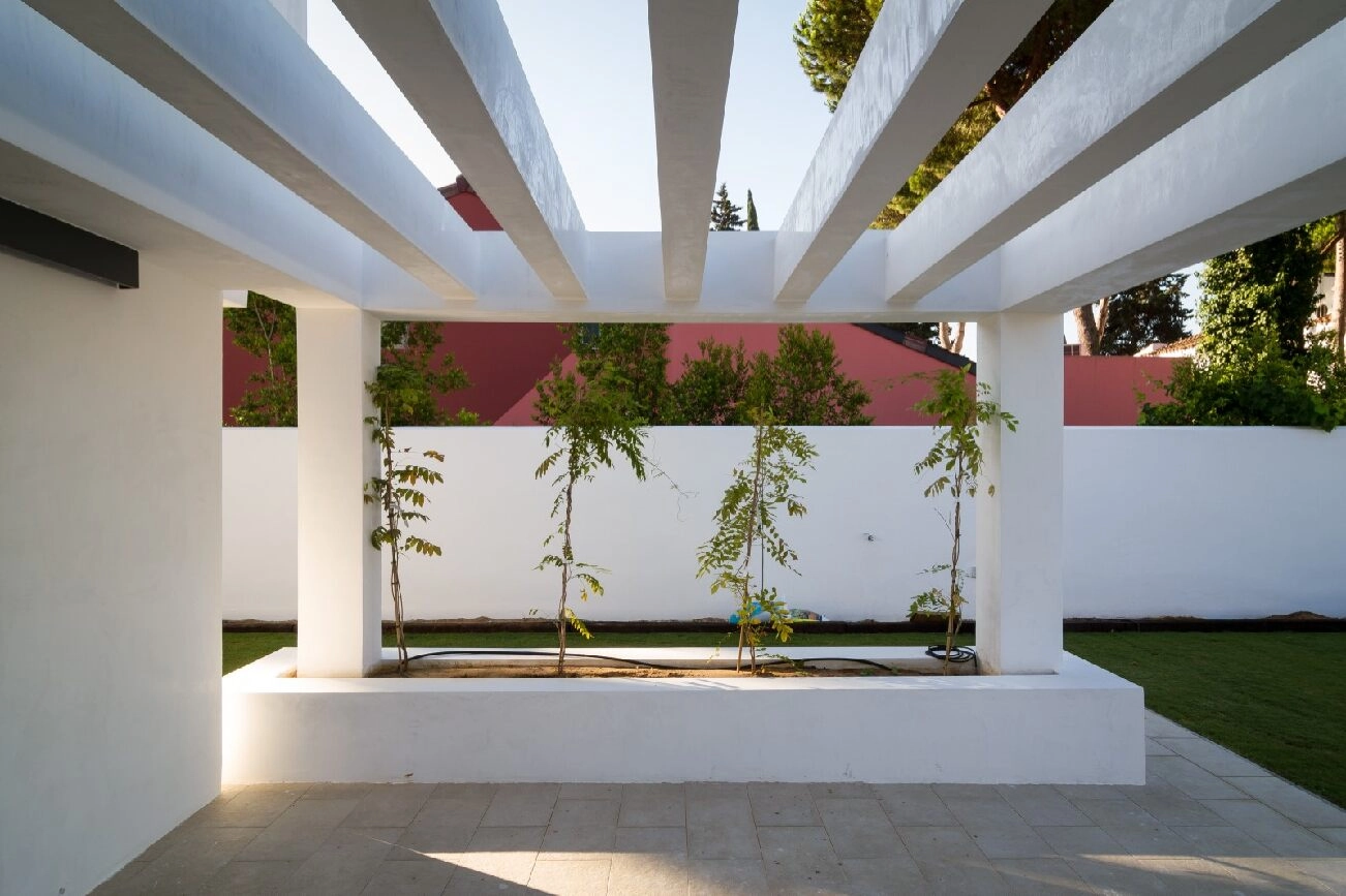 Porche Proyecto Casa AR realizado por Estudio Ollero