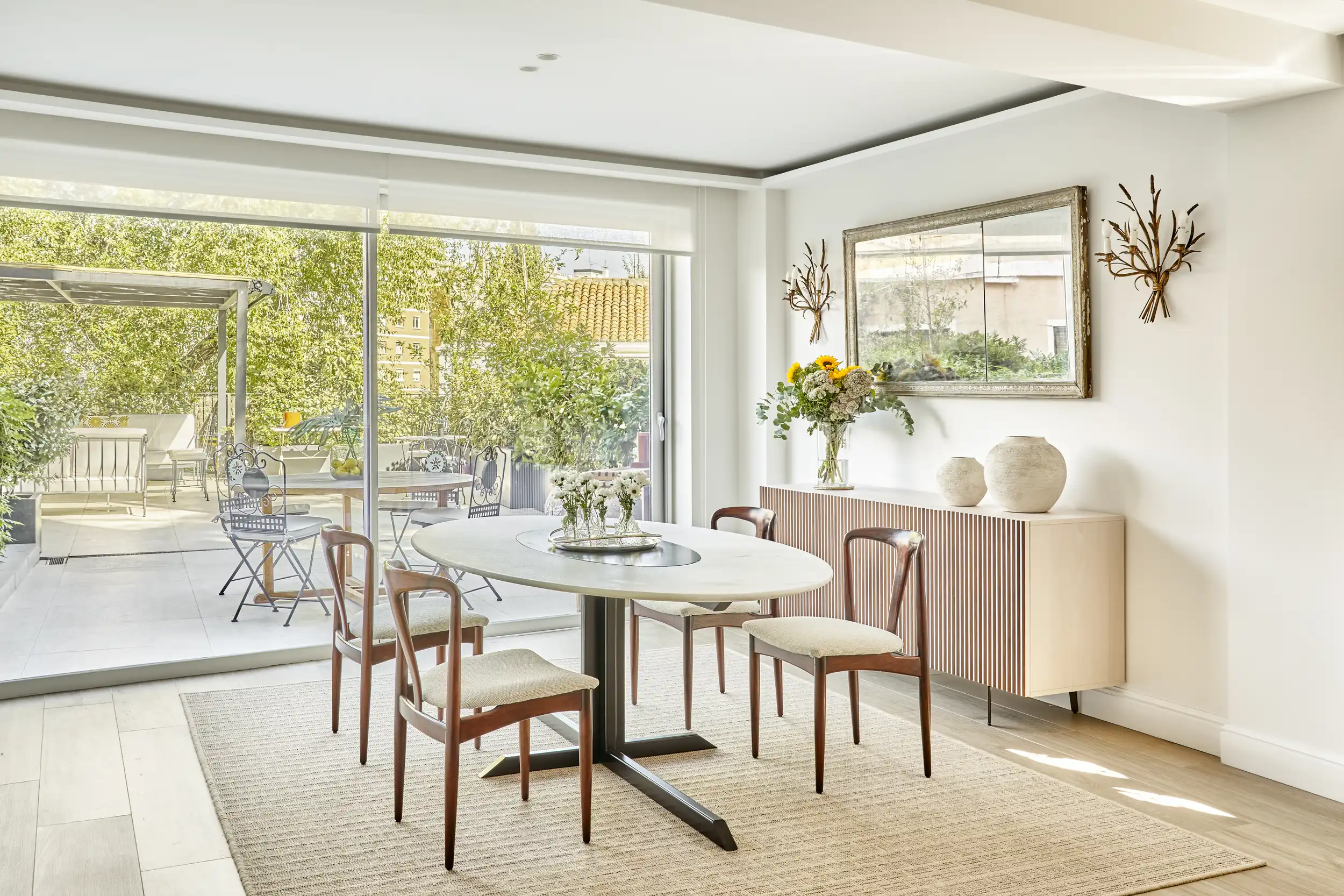 Comedor Proyecto Casa BS realizado por Estudio Ollero