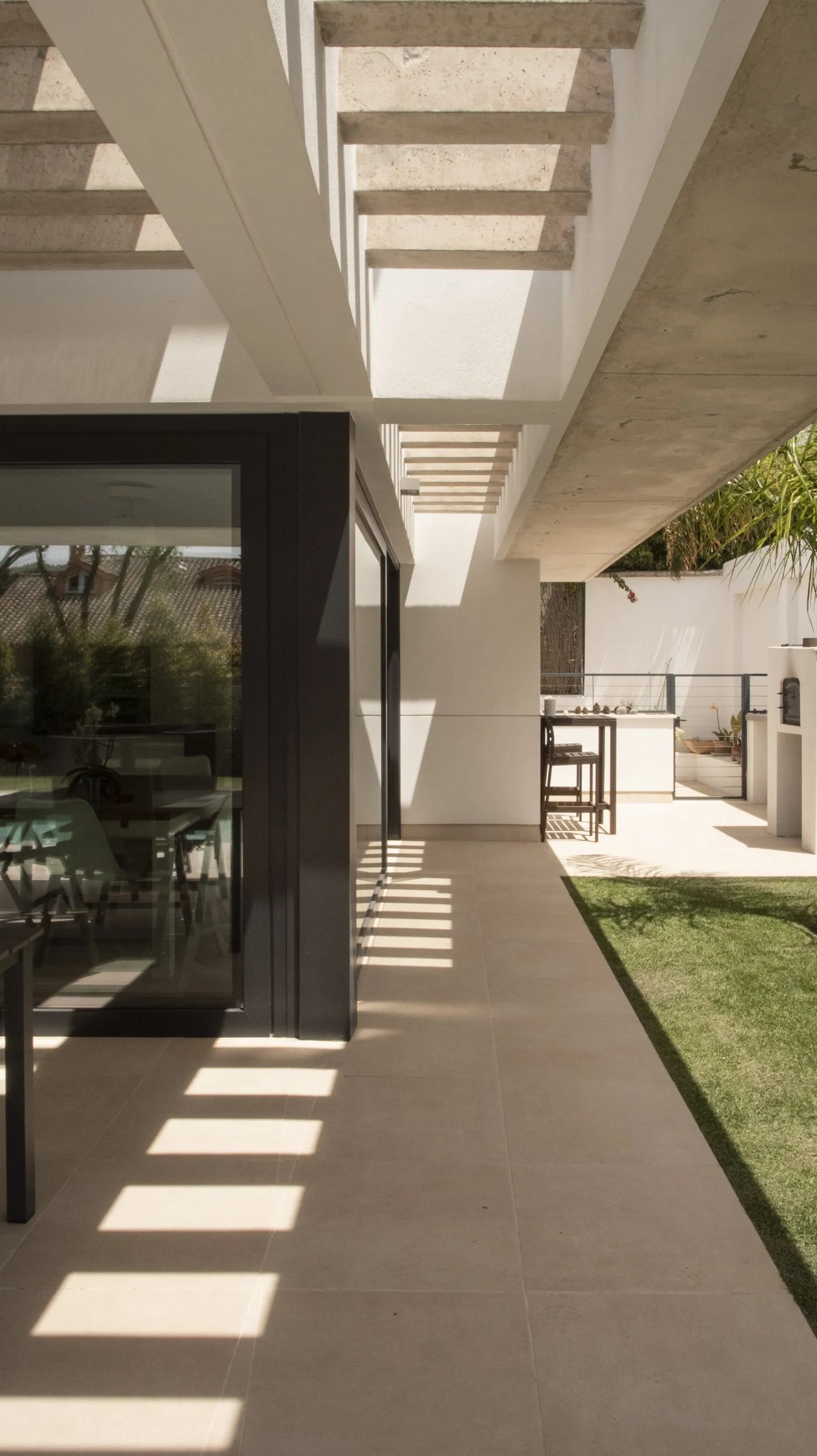 Porche Proyecto Casa CR realizado por Estudio Ollero