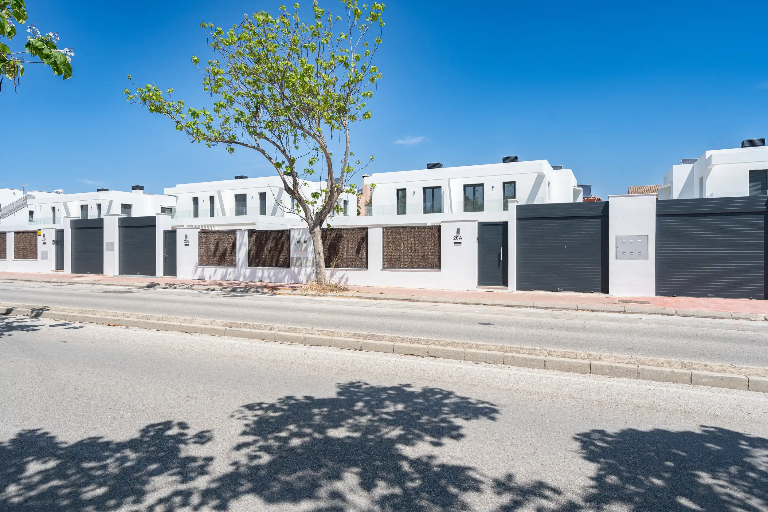 Fachada Proyecto Residencial La Torre realizado por Estudio Ollero